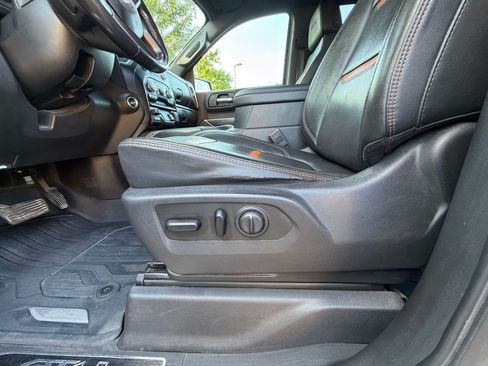 Used 2019 GMC Sierra 1500 AT4 w/ AT4 Premium Package AWD/4WD image 11