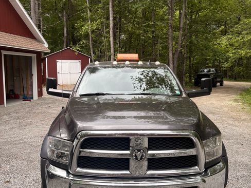 Used 2016 RAM 5500 SLT w/ Quick Order Package 29G SLT AWD/4WD image 14