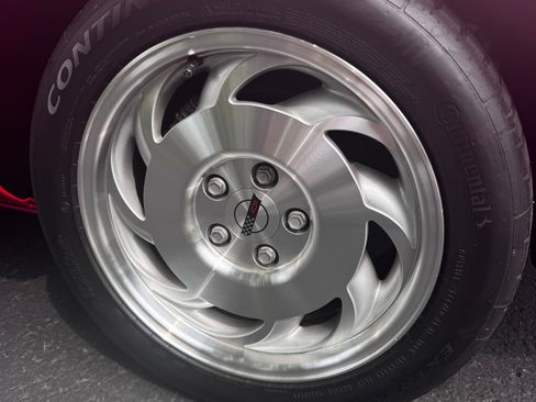 Used 1994 Chevrolet Corvette Convertible image 4