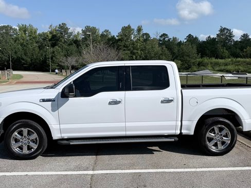Used 2018 Ford F150 XLT w/ Equipment Group 302A Luxury RWD image 2