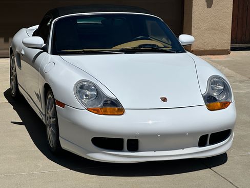 Used 1999 Porsche Boxster RWD image 4