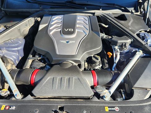 Used 2018 Genesis G90 5.0 Ultimate image 6