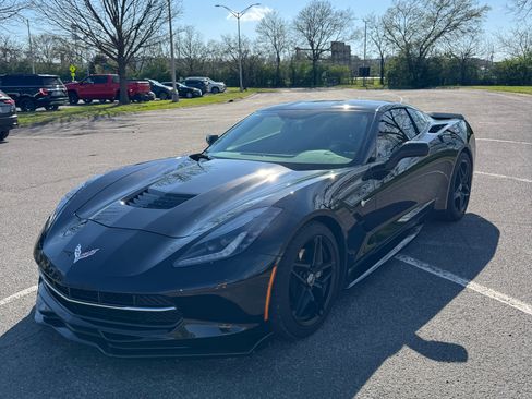 Used 2016 Chevrolet Corvette Stingray Coupe image 2