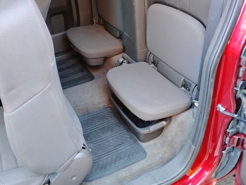 Used 2016 Nissan Frontier S image 16