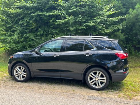 Used 2018 Chevrolet Equinox Premier AWD/4WD image 1