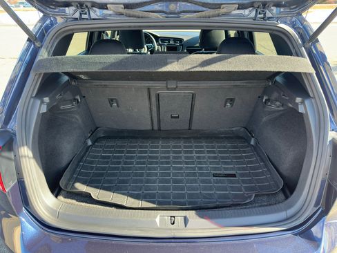 Used 2017 Volkswagen GTI S image 11