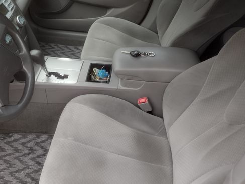 Used 2008 Toyota Camry LE image 13