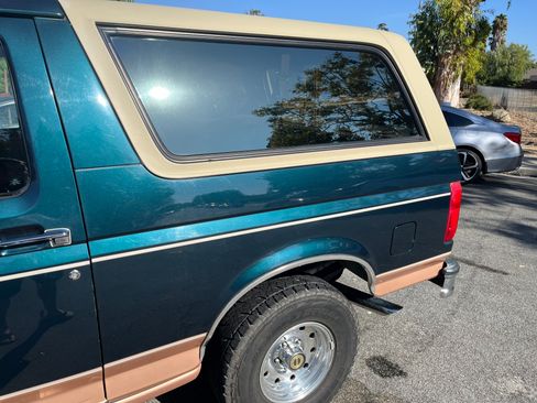 Used 1995 Ford Bronco image 4