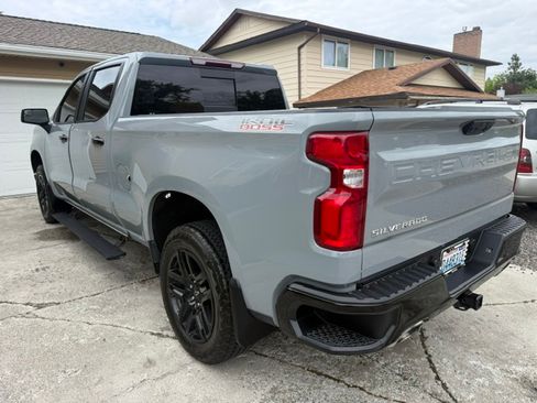 Used 2024 Chevrolet Silverado 1500 LT Trail Boss w/ Convenience Package II AWD/4WD image 4