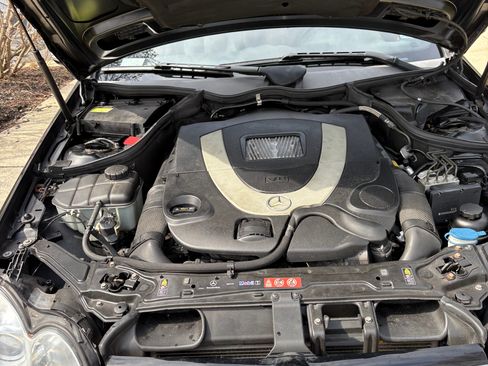 Used 2009 Mercedes-Benz CLK 550 Cabriolet image 10