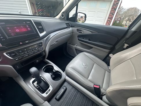 Used 2018 Honda Pilot EX-L image 6