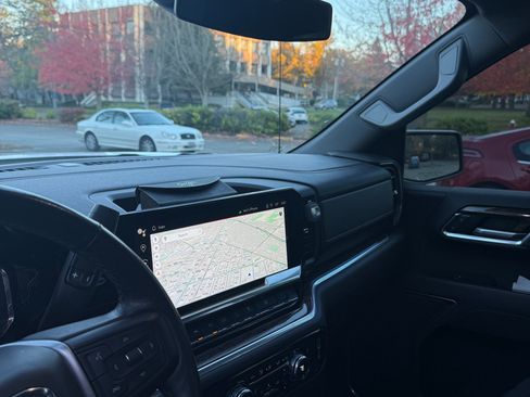 Used 2022 GMC Sierra 1500 Elevation image 12