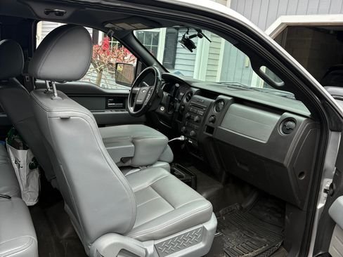 Used 2014 Ford F150 XL w/ Equipment Group 101A Mid image 9