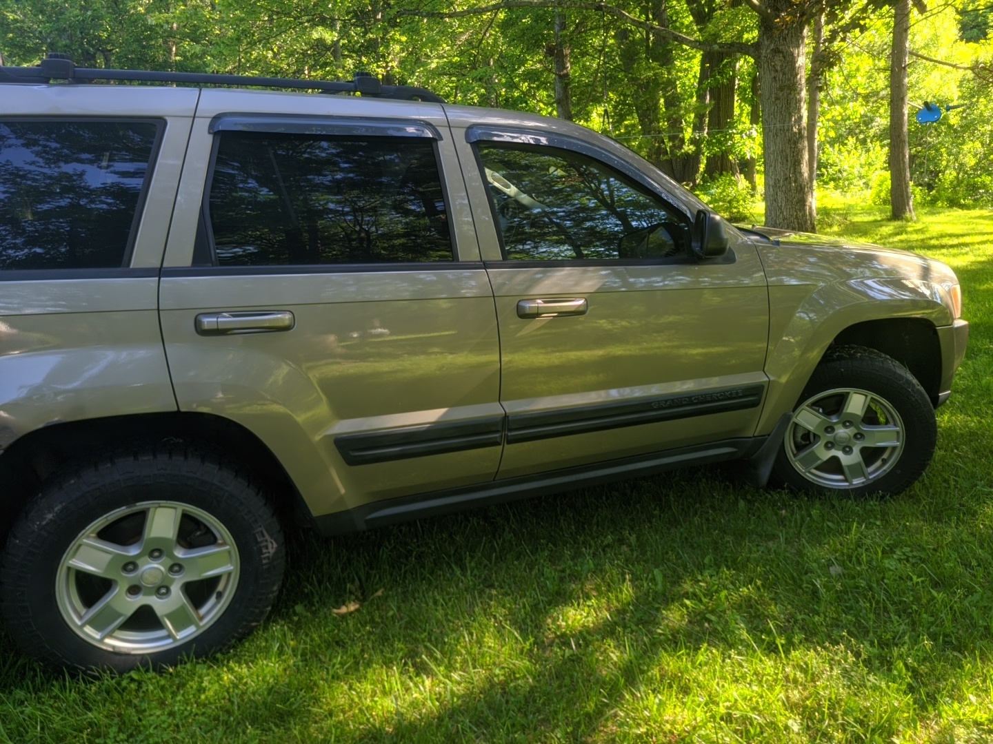 Used 2006 Jeep Grand Cherokee Laredo AWD/4WD image 8