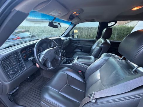 Used 2003 GMC Sierra 2500 SLT w/ SLT Preferred Equipment Group image 8