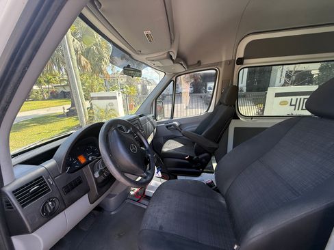 Used 2024 GMC Hummer EV 2X image 16