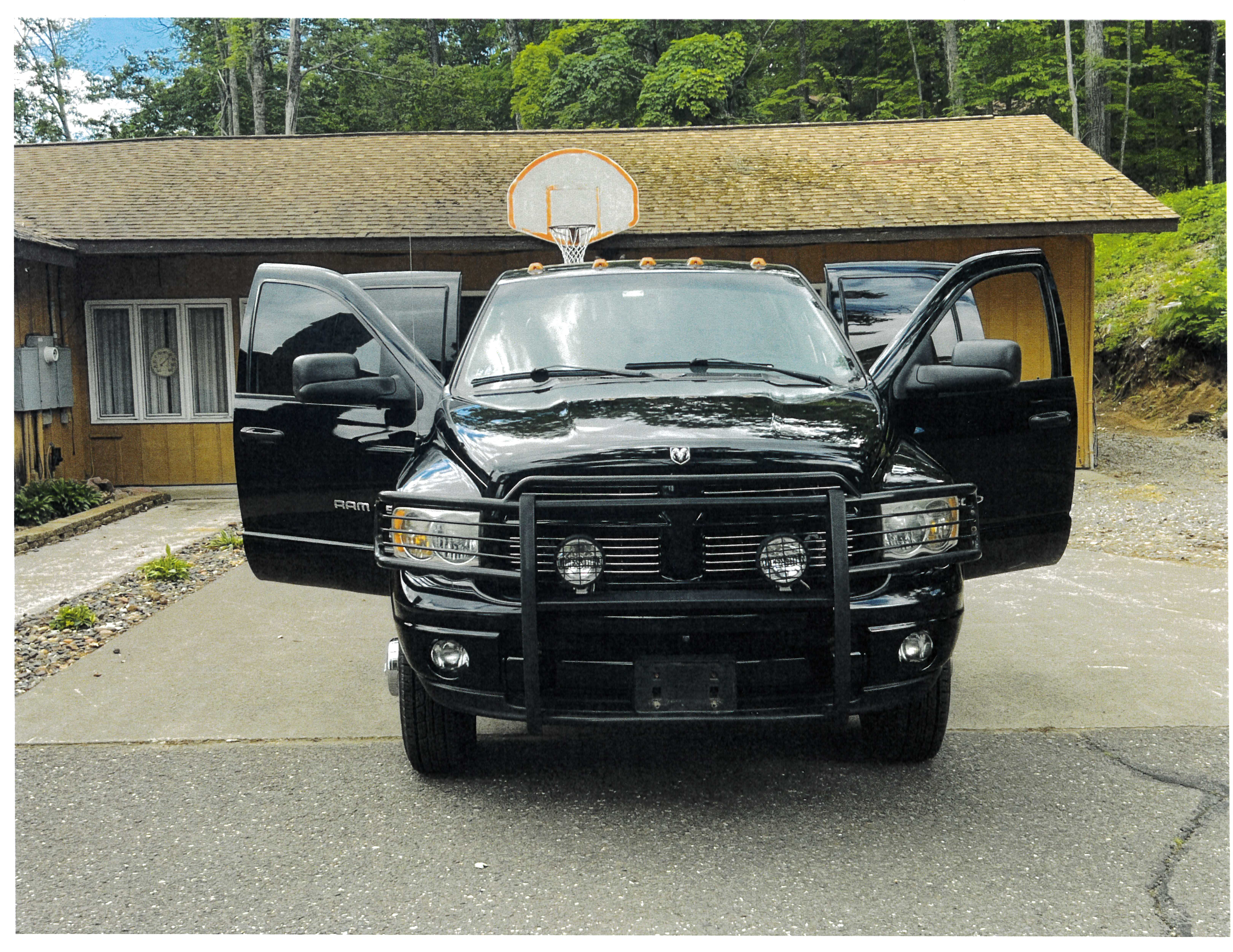 Used 2003 Dodge Ram 3500 Truck 4x4 Quad Cab DRW image 5
