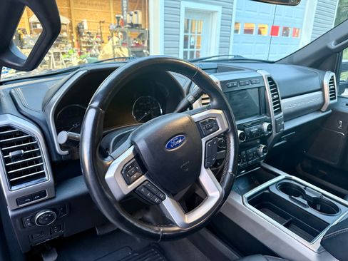 Used 2021 Ford F450 Platinum w/ FX4 Off-Road Package AWD/4WD image 14