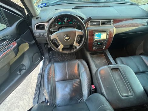 Used 2011 Chevrolet Silverado 2500 LTZ w/ LTZ Plus Package image 15