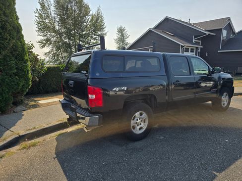 Used 2008 Chevrolet Silverado 1500 LTZ w/ Max Trailering Pack image 14