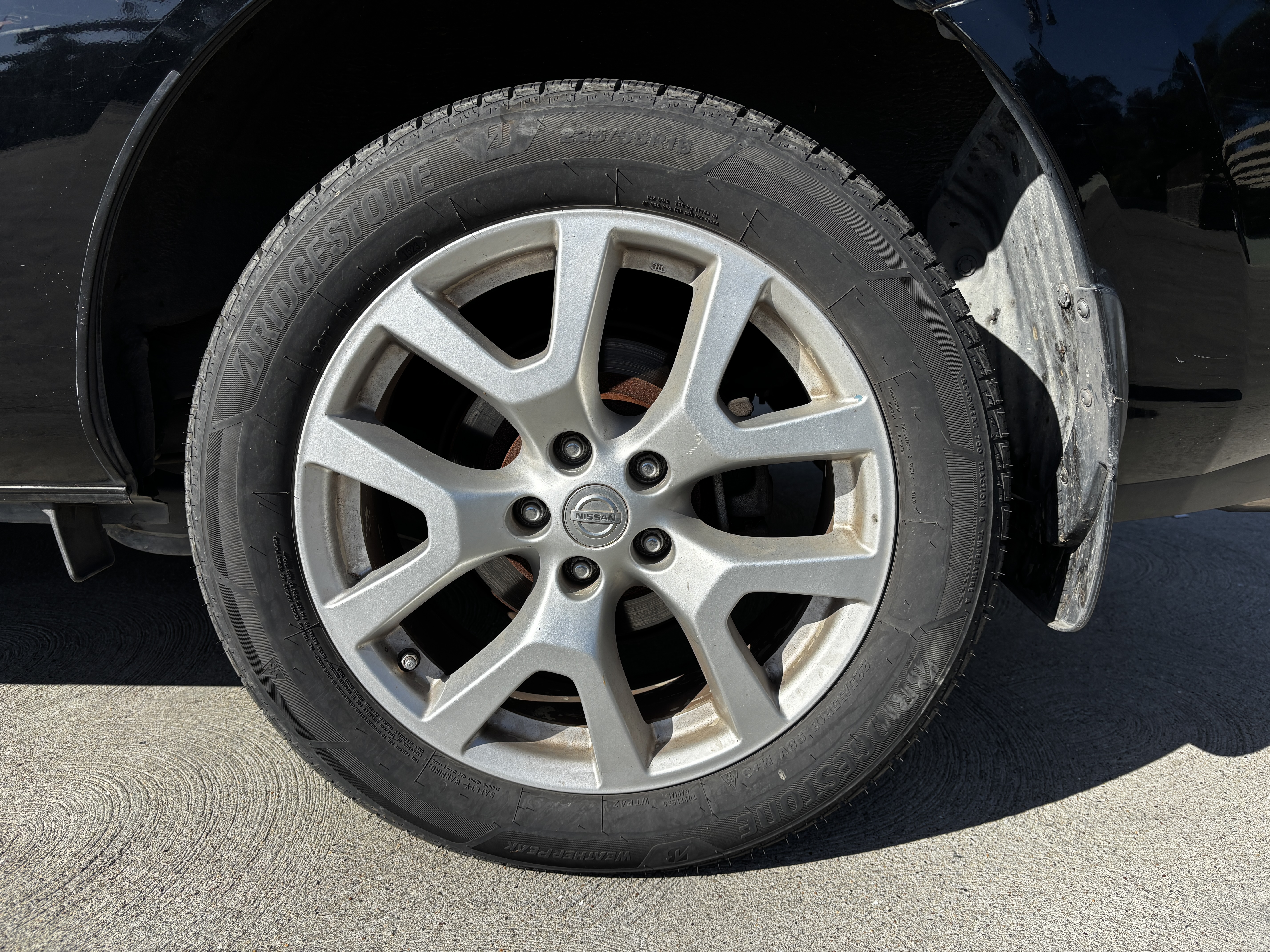 Used 2012 Nissan Rogue SL AWD/4WD image 9