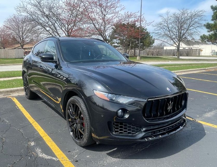 Used 2018 Maserati Levante GranSport AWD/4WD image 4