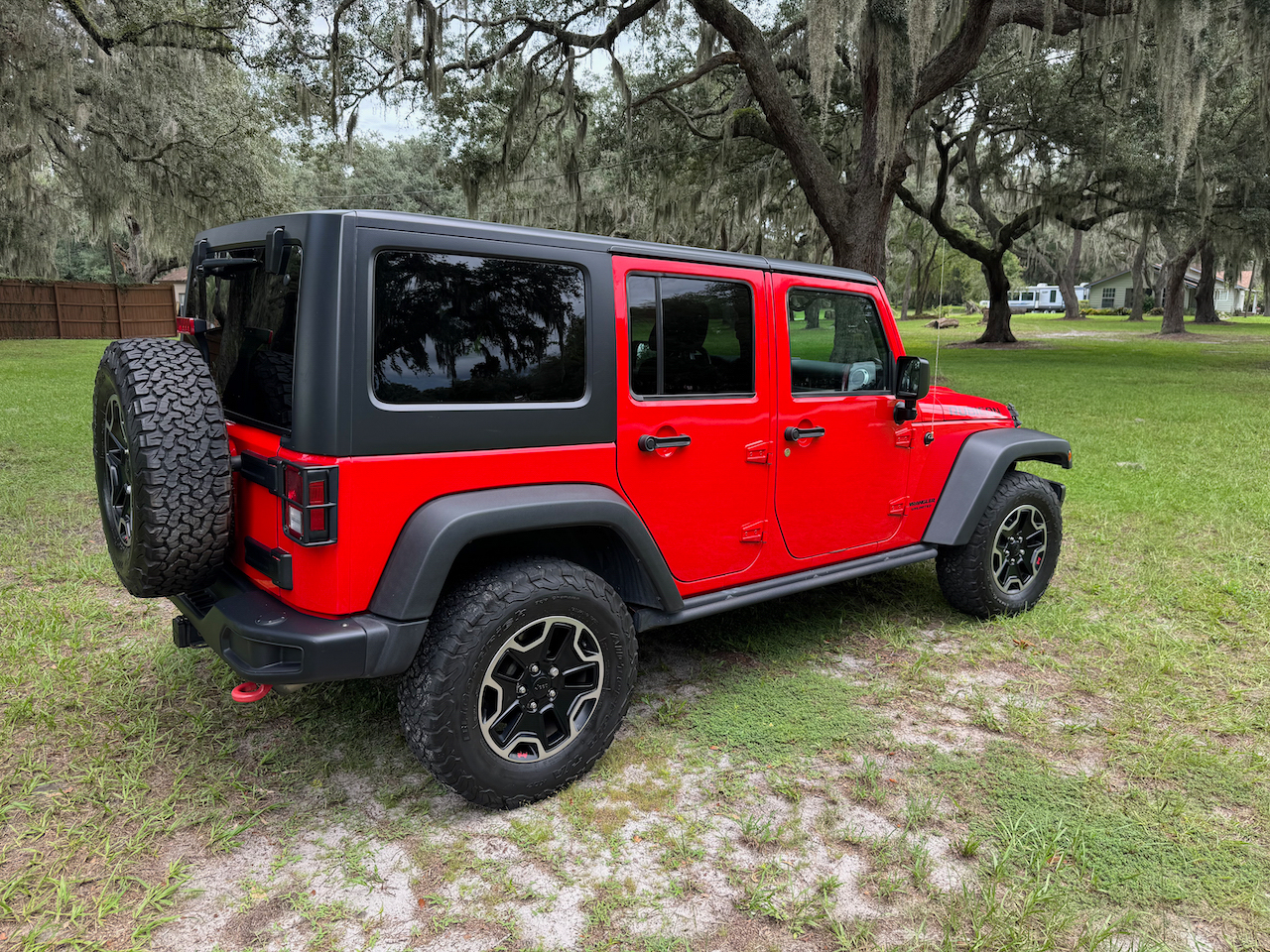 Used 2016 Jeep Wrangler Unlimited Rubicon AWD/4WD image 8