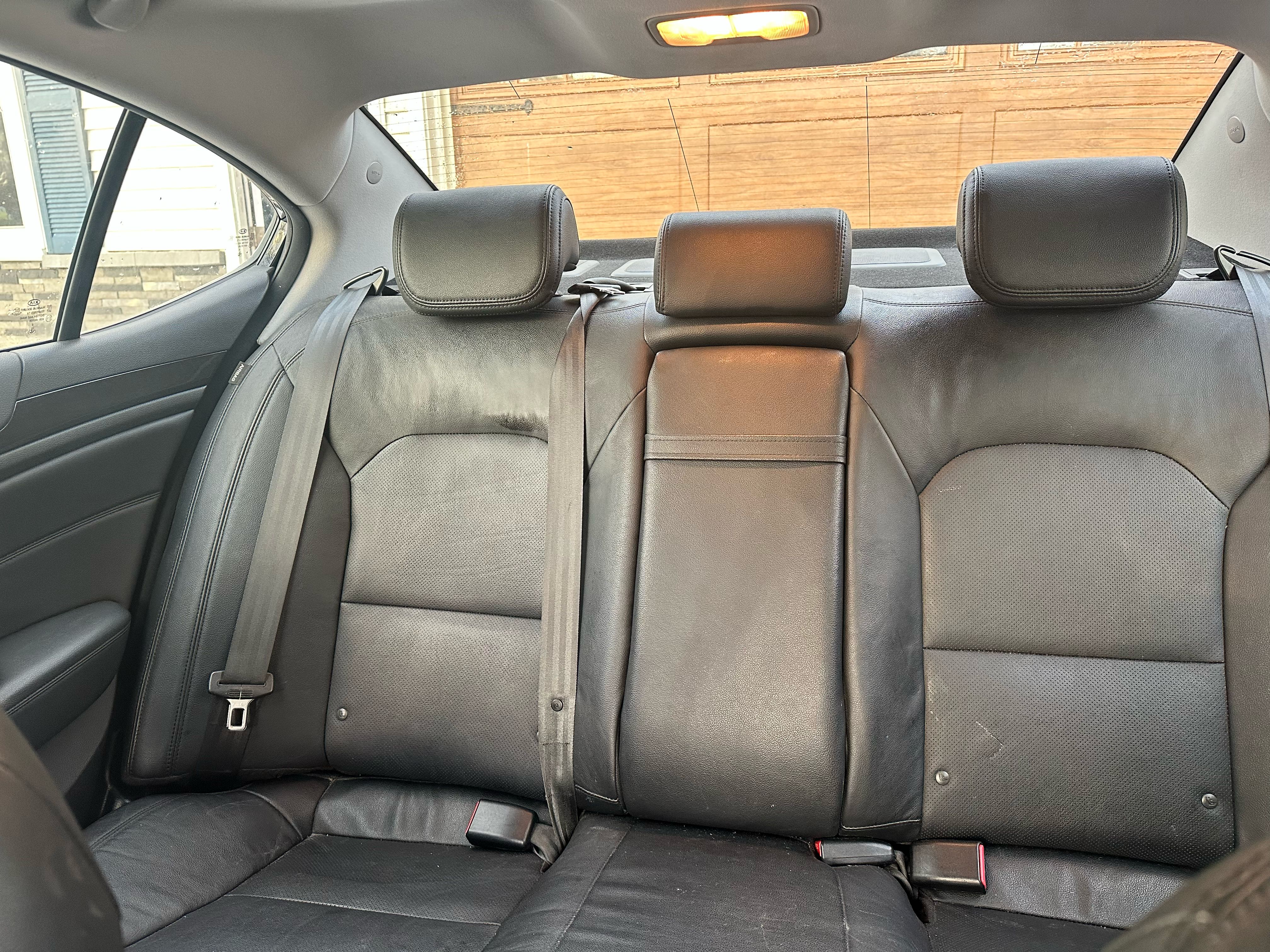 Used 2015 Kia Cadenza Premium FWD image 18