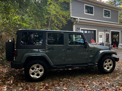 Used 2014 Jeep Wrangler Unlimited Sahara w/ Connectivity Group