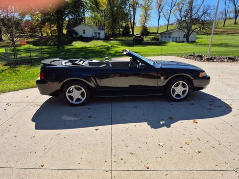 Used 1999 Ford Mustang GT image 12