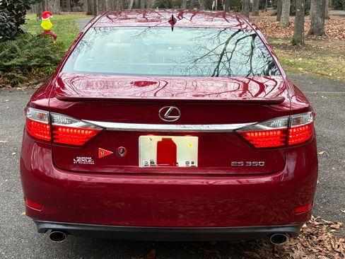 Used 2015 Lexus ES 350 w/ Luxury Package image 5