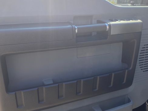 Used 2016 Ford F250 XLT image 10