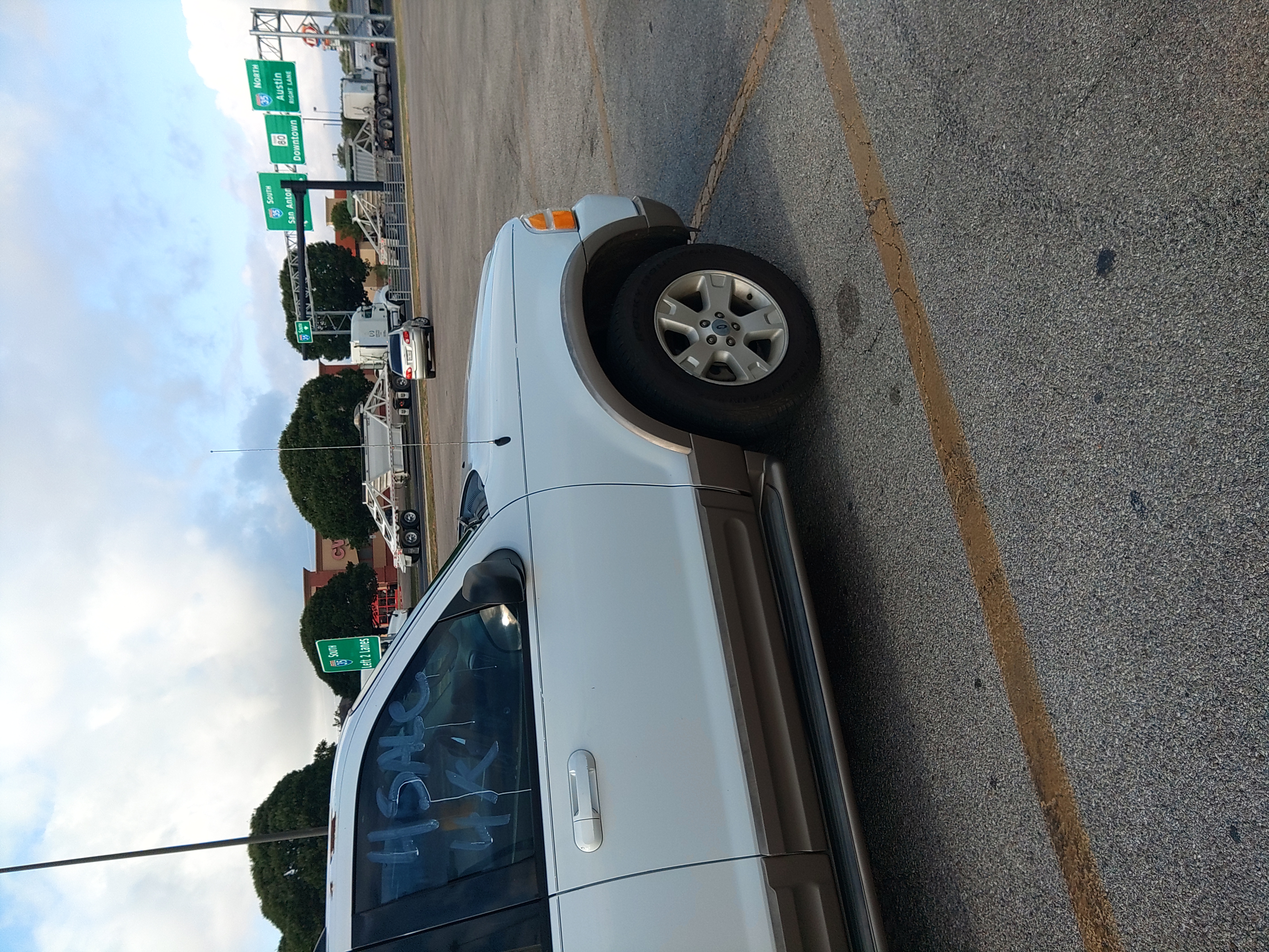 Used 2003 Ford Explorer Eddie Bauer AWD/4WD image 2