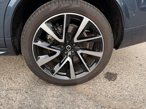 Used 2025 Volvo XC90 B6 Plus w/ Protection Package Premier image 15