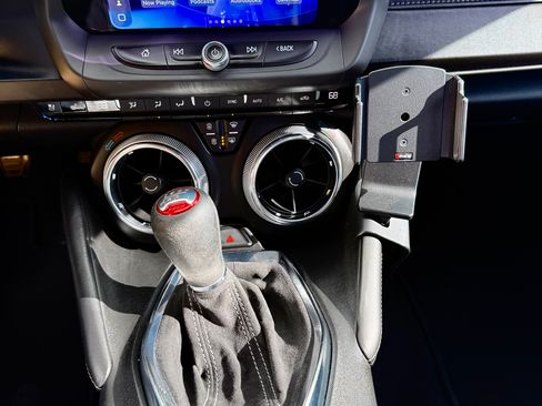 Used 2021 Chevrolet Camaro SS image 13