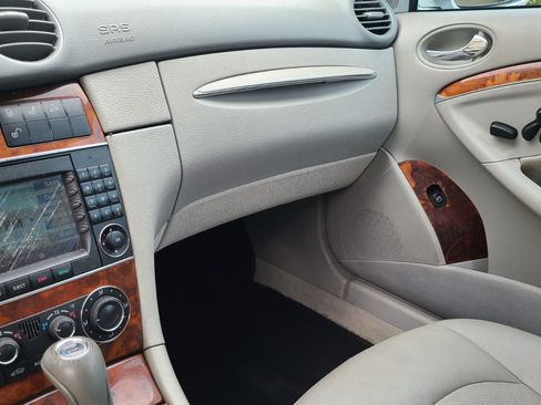 Used 2005 Mercedes-Benz CLK 320 CLK 320 Coupe 2D image 17