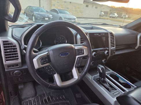 Used 2016 Ford F150 Lariat w/ Equipment Group 502A Luxury image 5