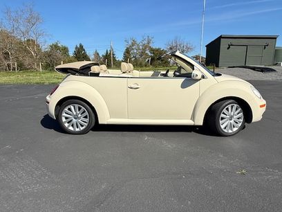 Used 2008 Volkswagen Beetle SE
