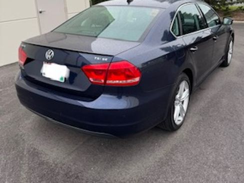 Used 2014 Volkswagen Passat 1.8T SE FWD image 2