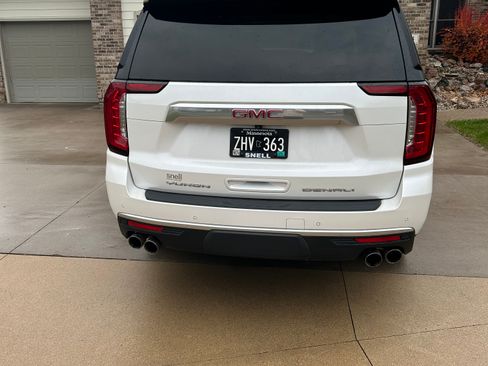 Used 2024 GMC Yukon XL Denali w/ Max Trailering Package image 6