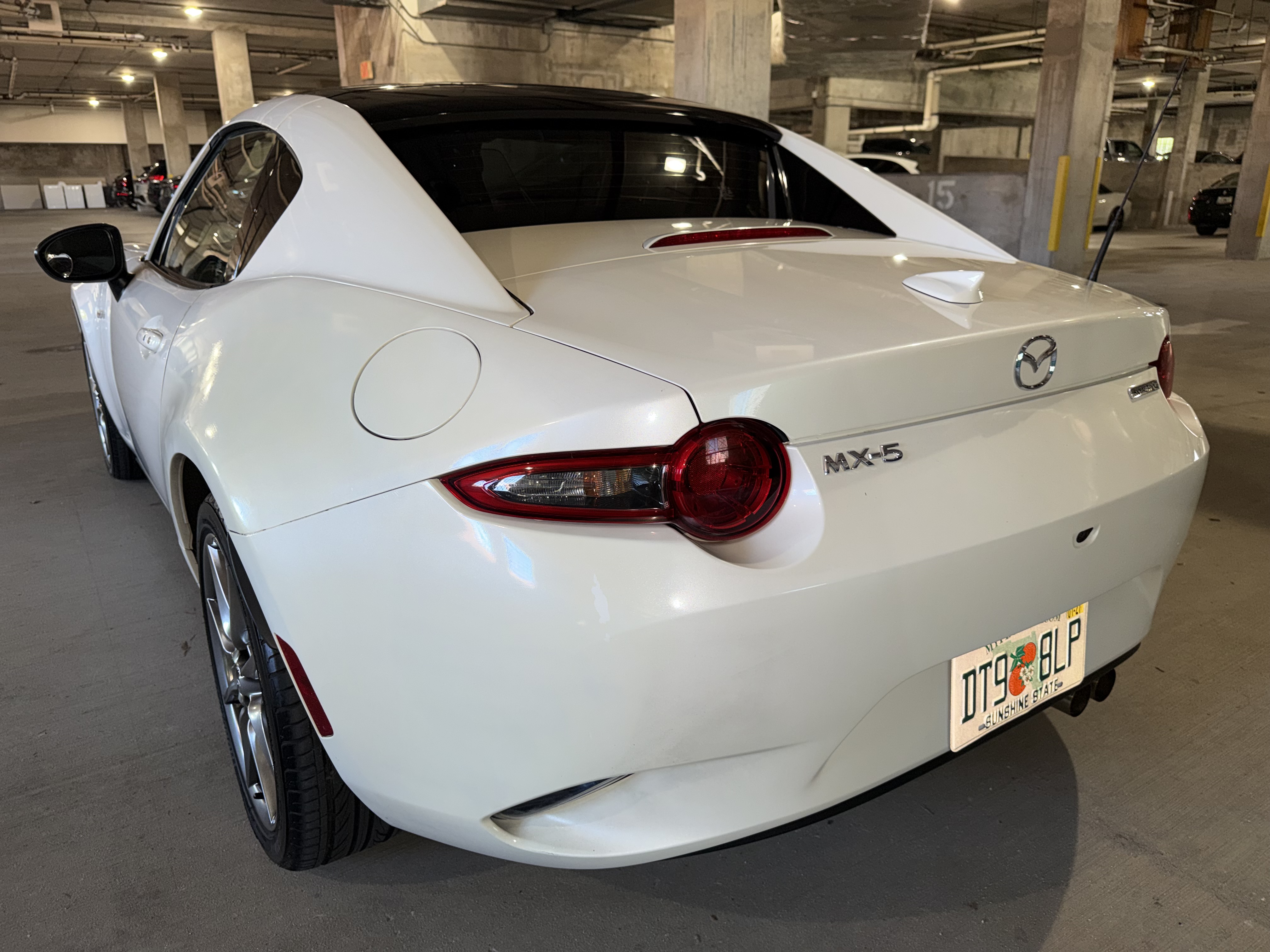 Used 2022 MAZDA MX-5 Miata RF Grand Touring RWD image 10