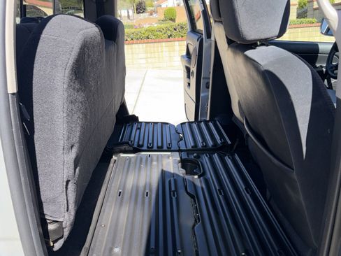 Used 2003 Dodge Ram 1500 Truck SLT image 18