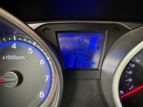 Used 2012 Hyundai Tucson GLS image 8