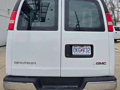 Used 2013 GMC Savana 2500 Extended image 6