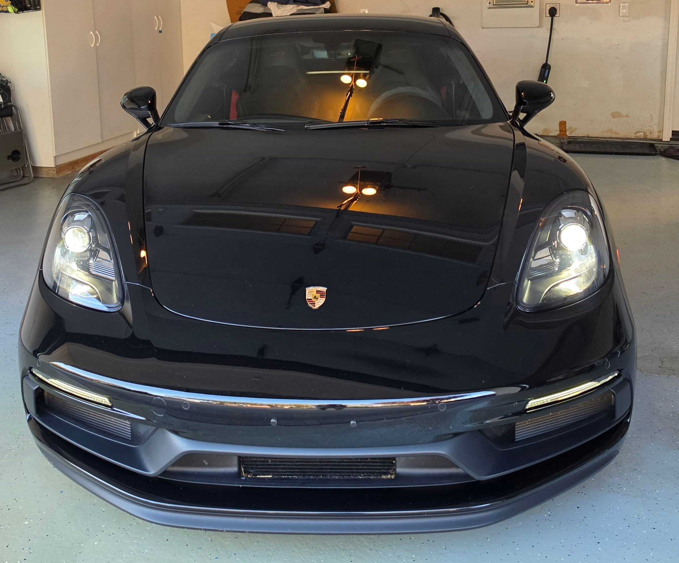 Used 2018 Porsche 718 Cayman GTS RWD image 1