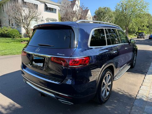 Used 2021 Mercedes-Benz GLS 450 4MATIC image 6
