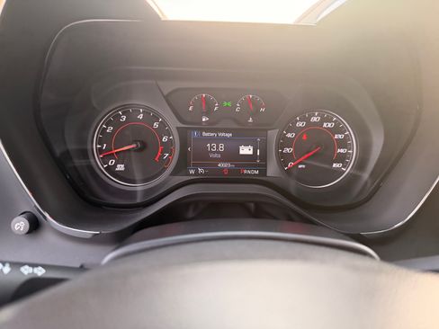 Used 2022 Chevrolet Camaro LT w/ RS Package RWD image 18