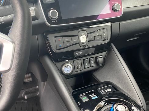 Used 2023 Nissan Leaf SV Plus image 8