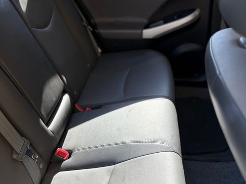 Used 2013 Toyota Prius Five FWD image 16