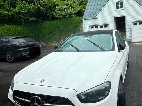 Used 2022 Mercedes-Benz E 450 4MATIC Sedan image 9